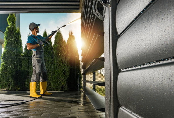 Best Deck Pressure Washing  in California, PA
